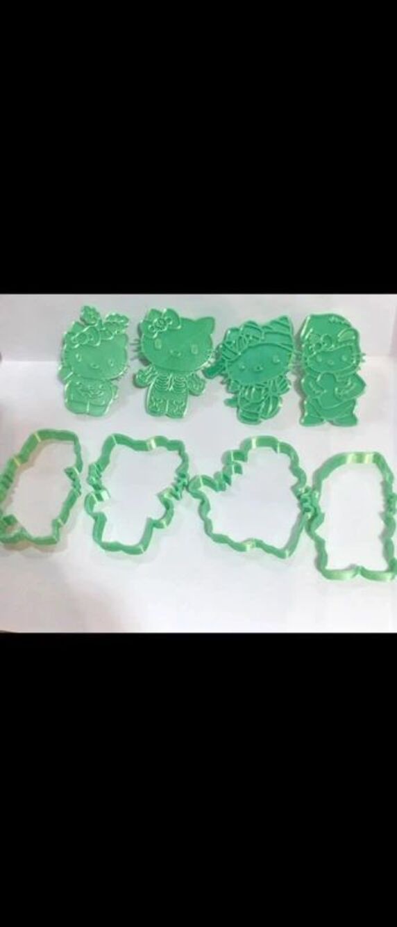 Hello kitty Halloween cookie cutters with stamps and handles